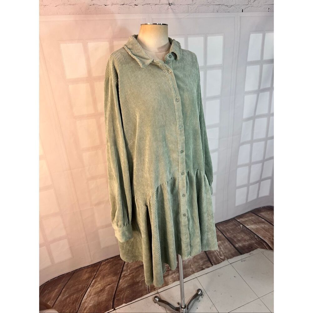 ASOS DESIGN Curve Mint Green Corduroy Cord Smock Button Down Mini Dress Size 24 - Picture 2 of 10